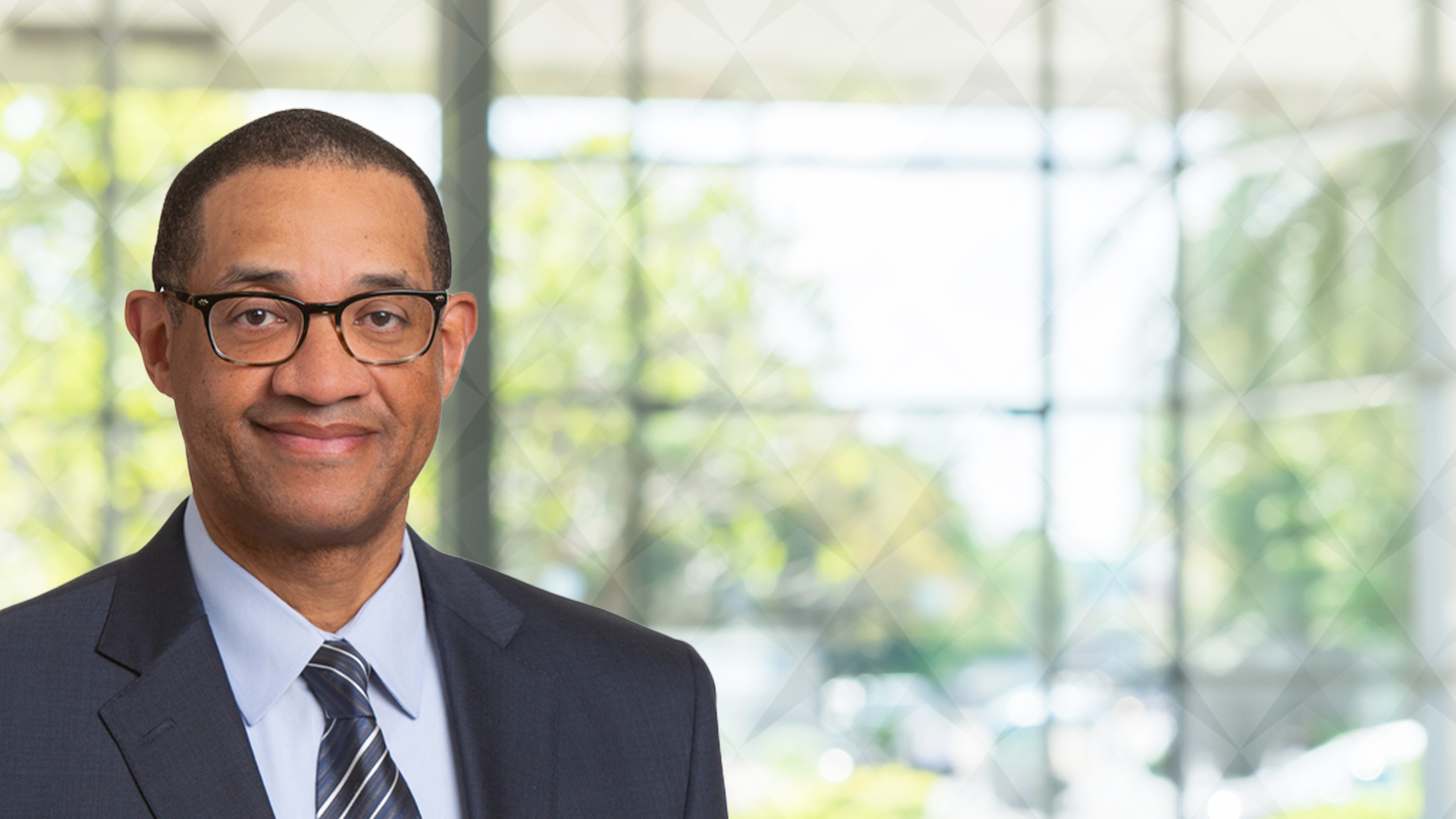 New York partner honored with <i>Profiles in Diversity Journal’s</i> Black Leadership Award