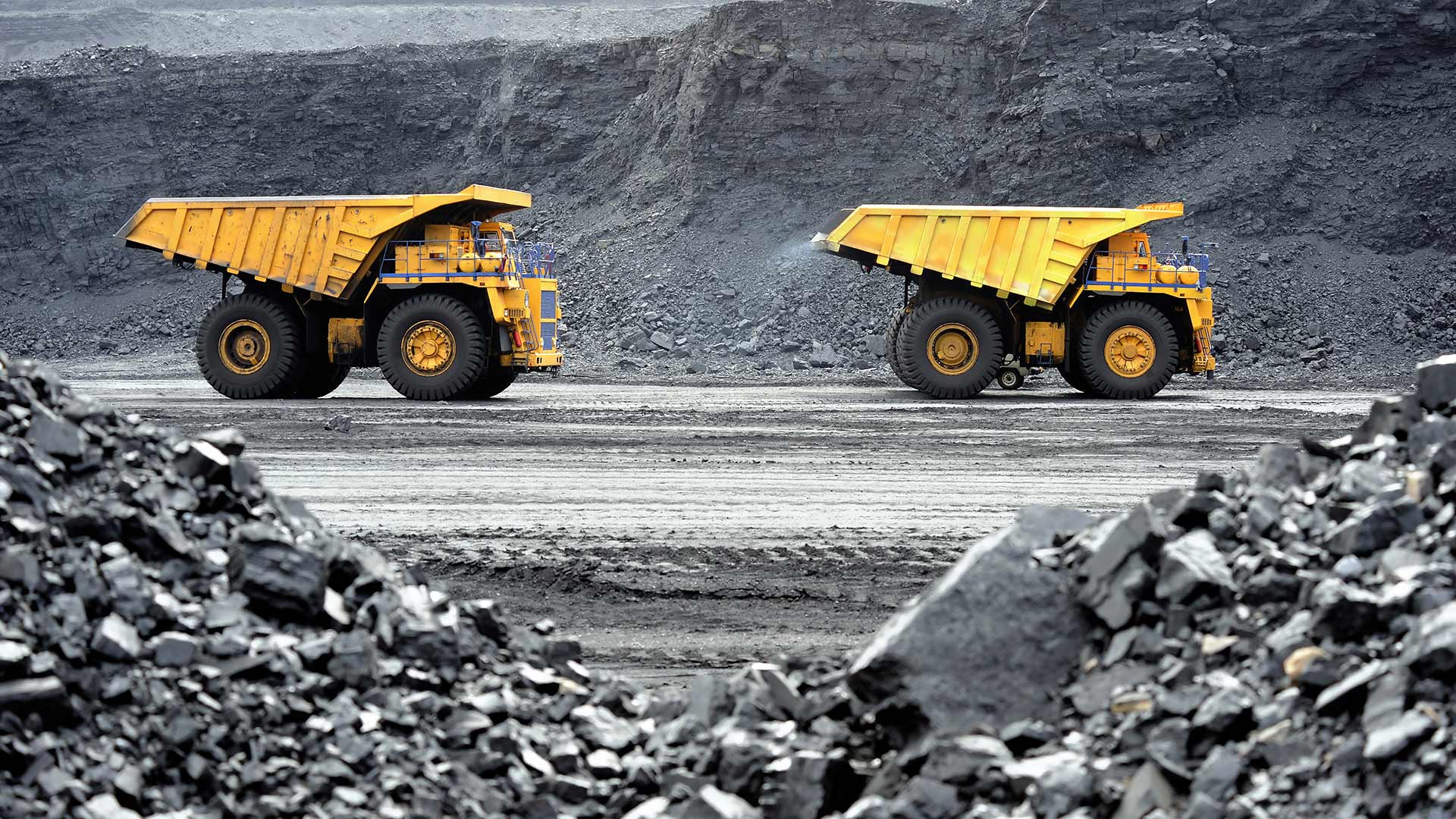 Wrong place at the wrong time: greenhouse gas emissions contribute to coal mine refusal